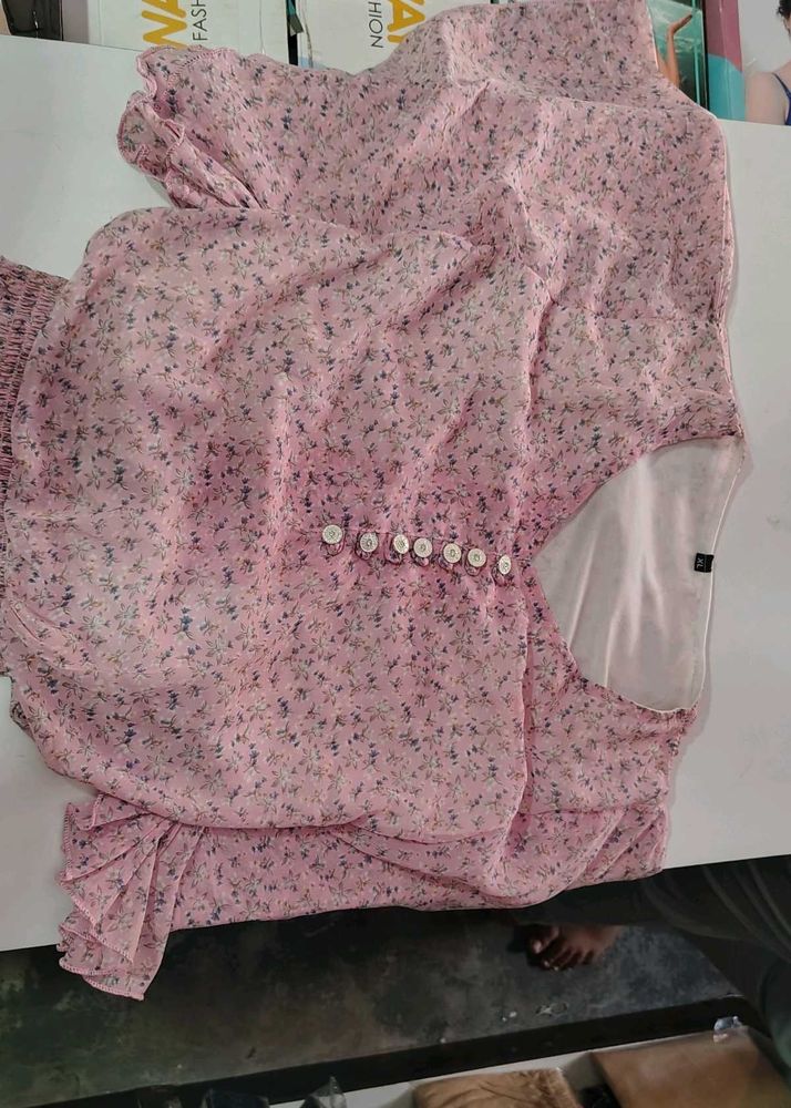 Women Stylish Short Kurti