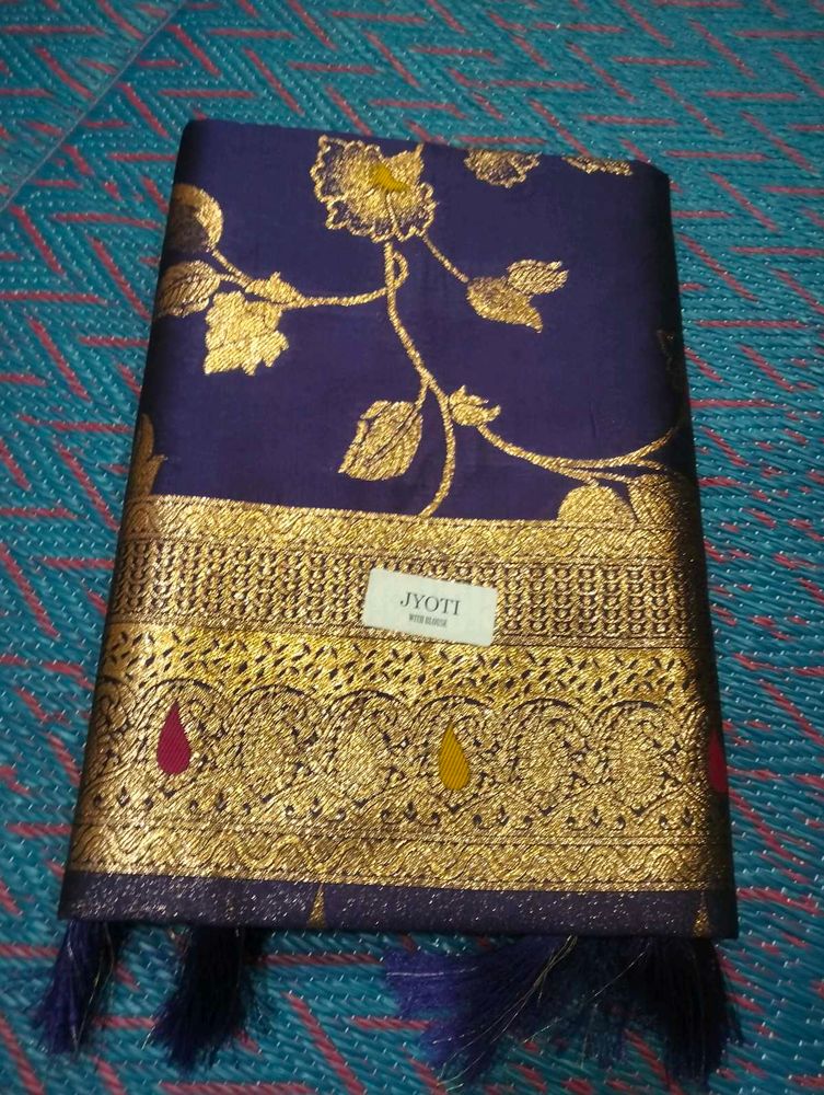 Elegant Blue Floral Saree