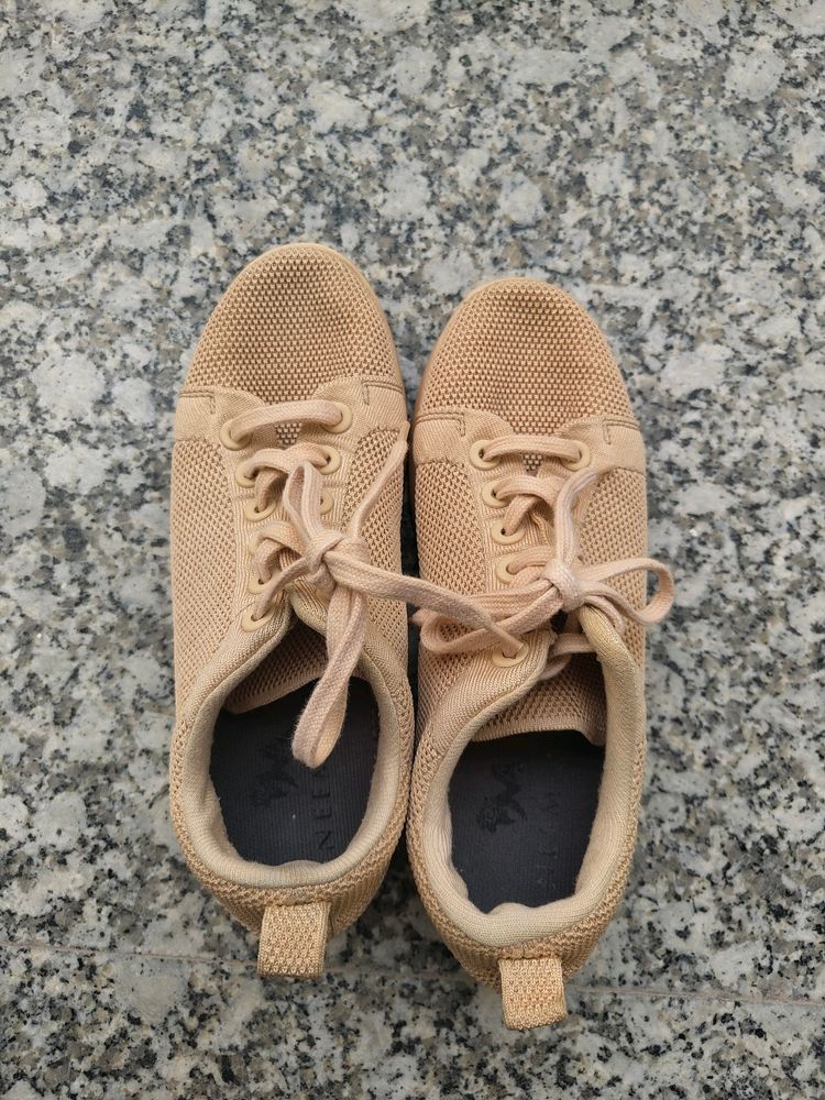Neeman&#39;s Sneakers Lightweight Walking