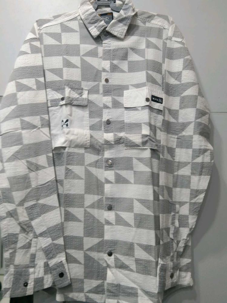 Geometric Print Button-Down Shirt