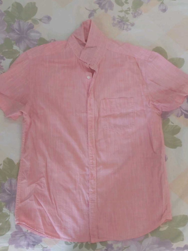 Men&#39;s Light Red Short Sleeve Shirt