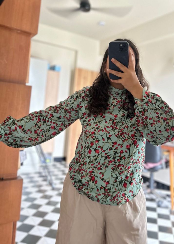 Floral Print Blouse/ Top