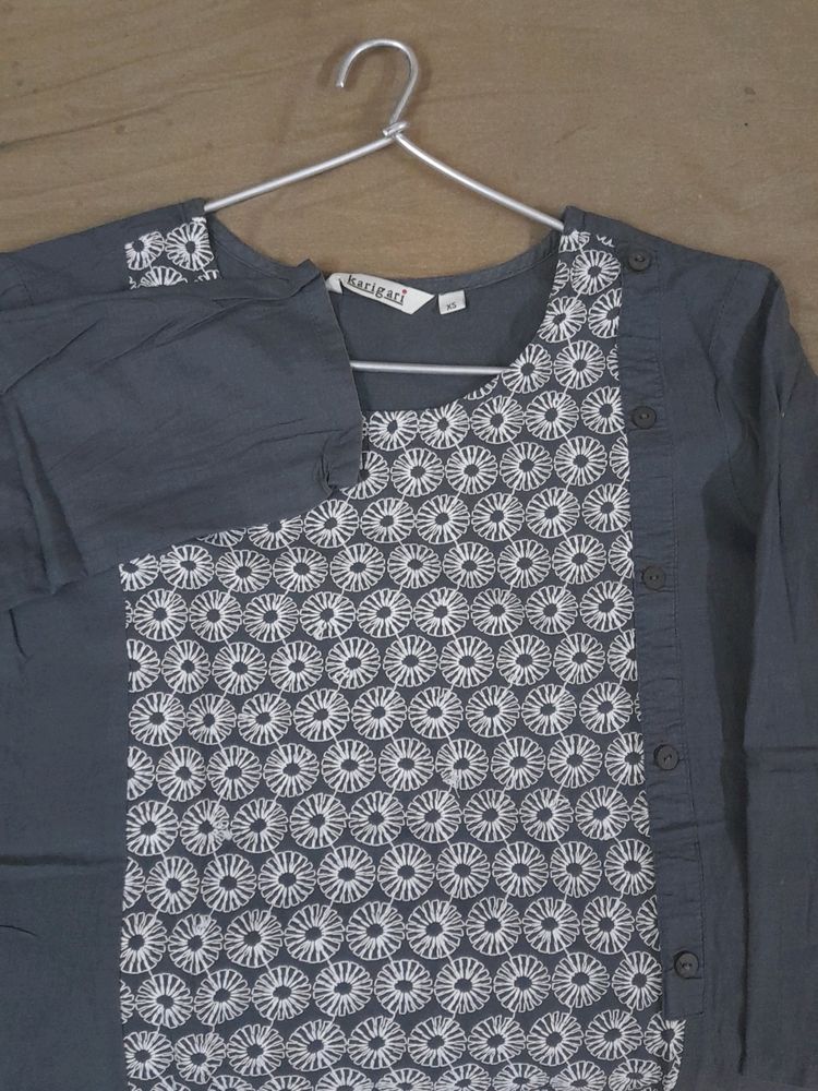 Chikankaari Grey Kurtha