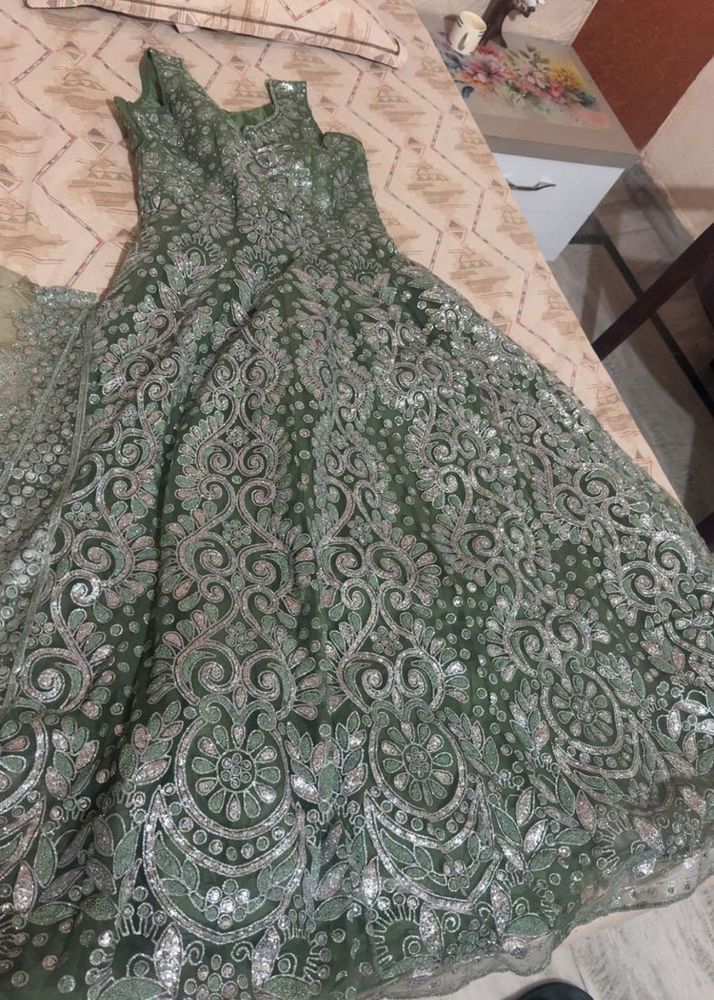 Heavy Ethnic Engagement Gown🎀✅🦋