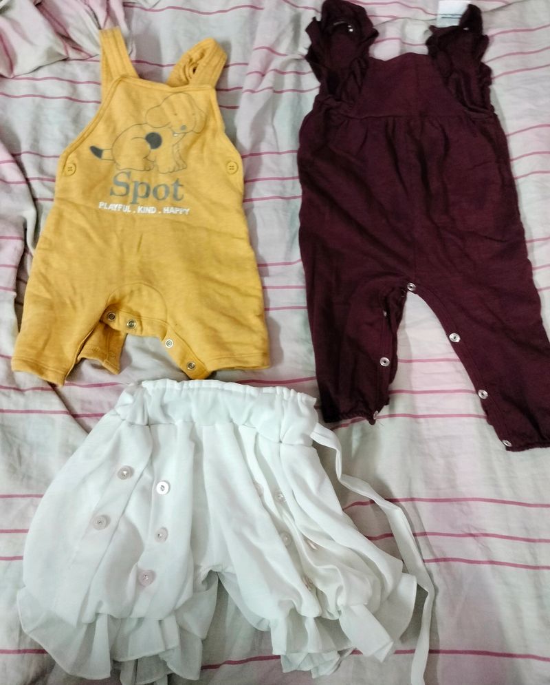 Combo Of Dungarees And A Pant