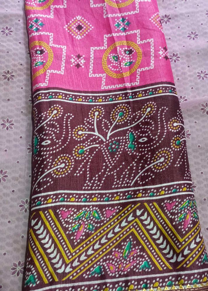 S17 Amezing Printed Saree With Blouse