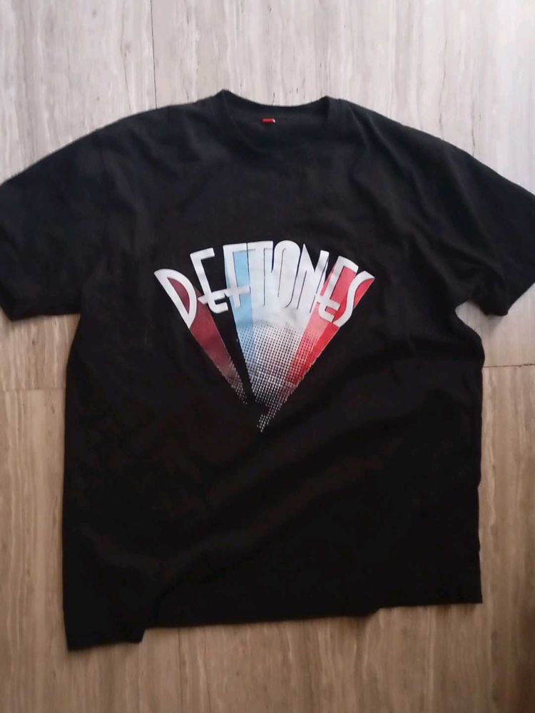 Deftones Graphic Tee