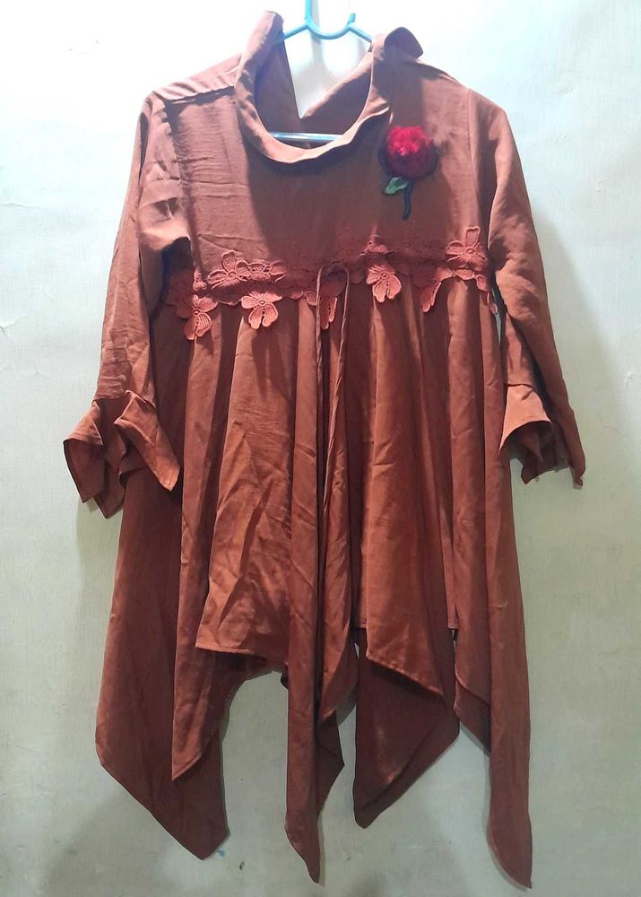 Elegant Brown Tunic with Floral Detail