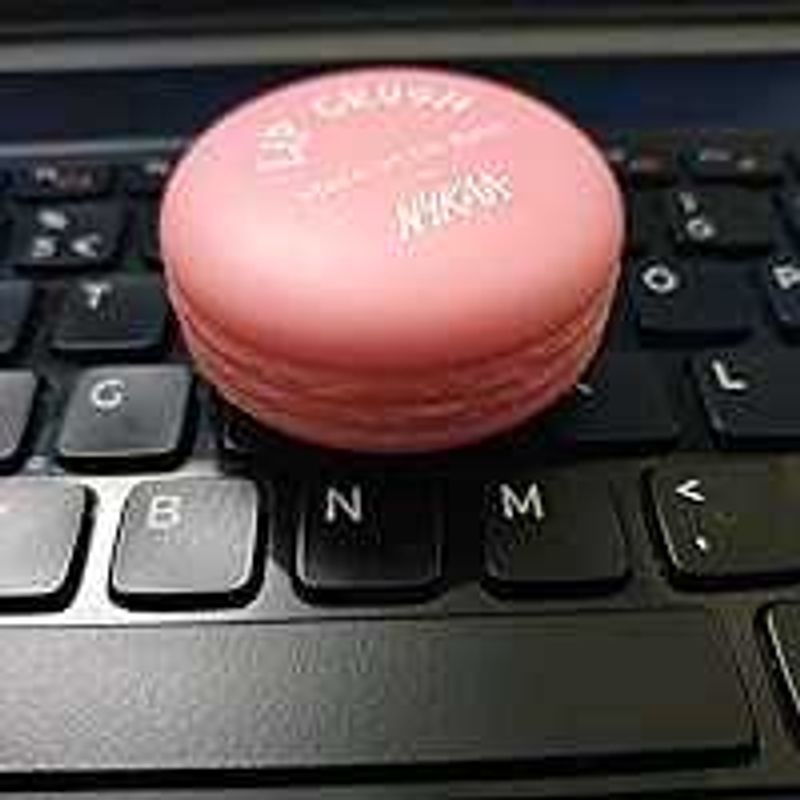 Nykaa lip balm