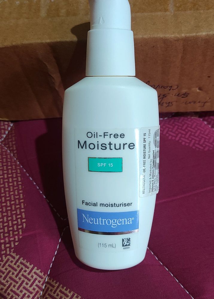 Neutrogena Oil-free Moisture SPF 15