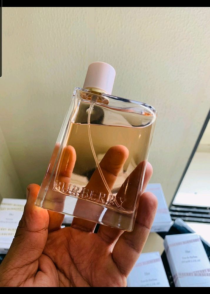 Burberry Pink Perfumes