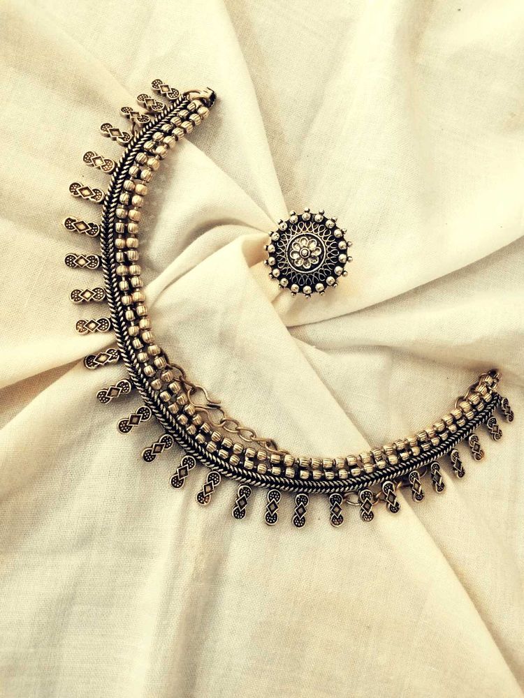 silver oxidised choker necklace and ring