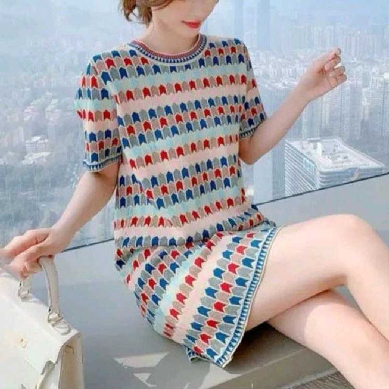 Y2k Chic Patterned Shimmery Dress ♥️