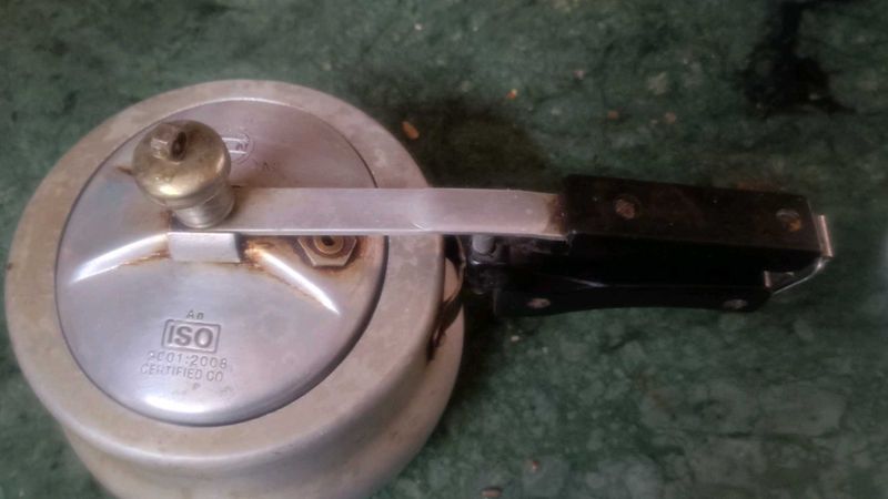 Used Pressure Cooker -2 Litres