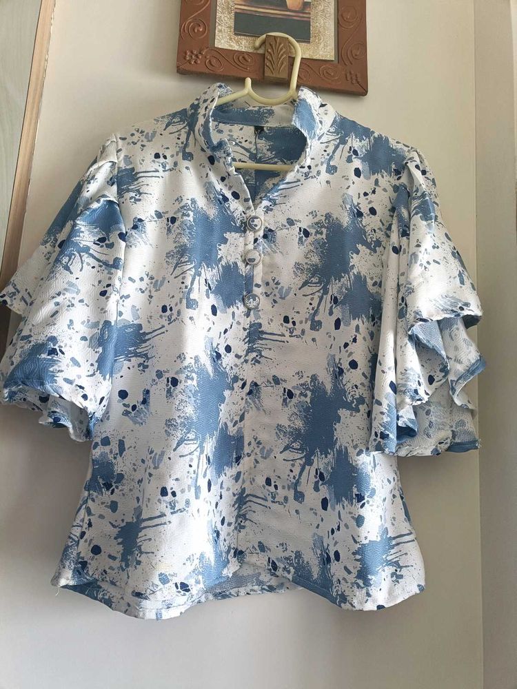 Blue &amp; White Print Top