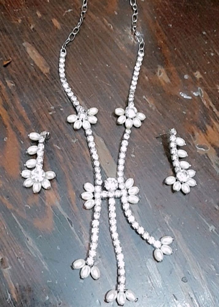 beautiful neck piece