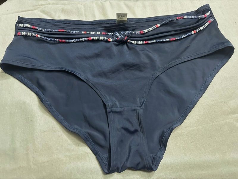 Elegant Navy Blue Panties