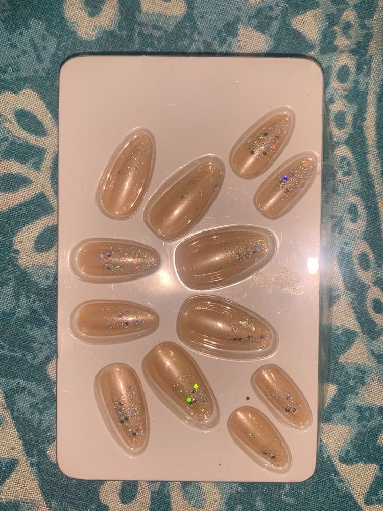 Fake nails extension