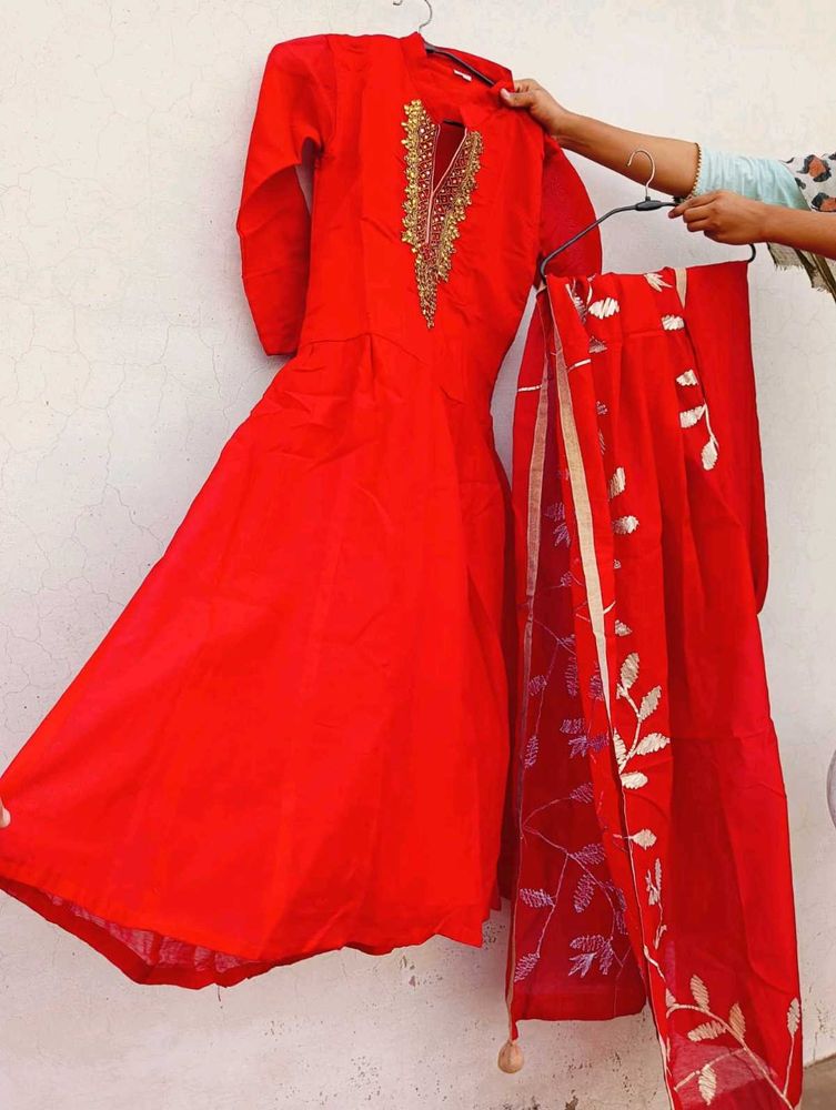 Red Embroidered Kurta Set