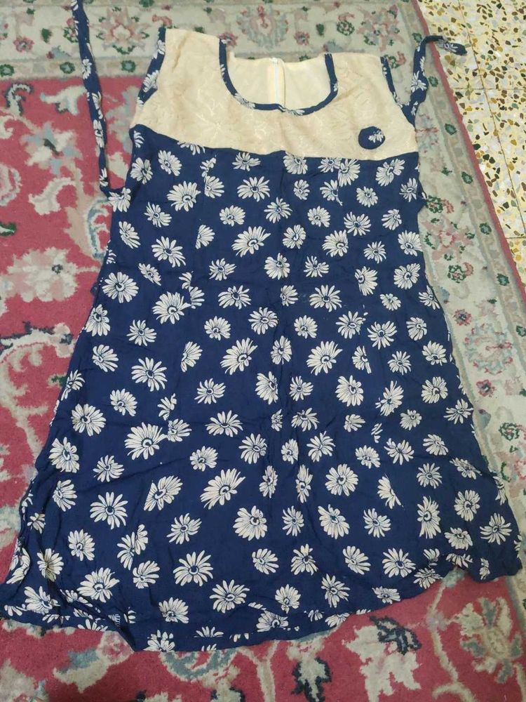 Girls&#39; Blue Floral Dress