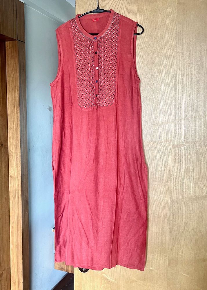 Sleveless Kurta From W