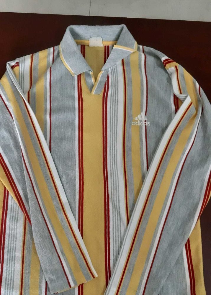 ADIDAS Unisex Tshirt.  Chest size 39 inches