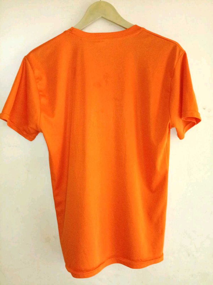 T Shirts Solid Mean Neck Round For Boys.