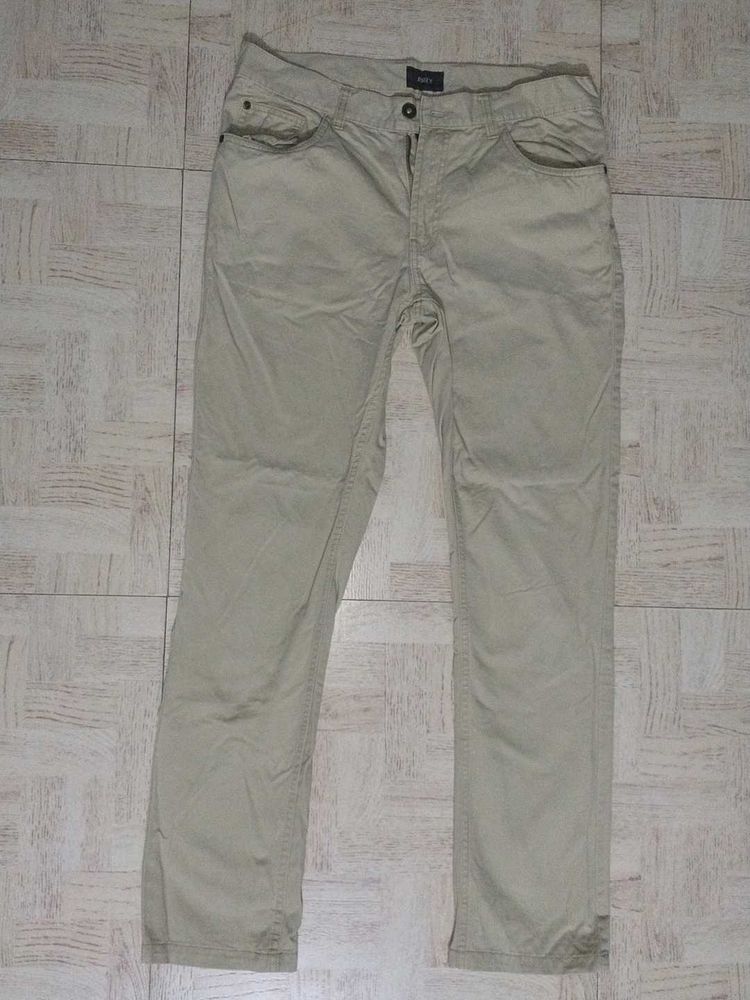 MAX Beige Pant (32)
