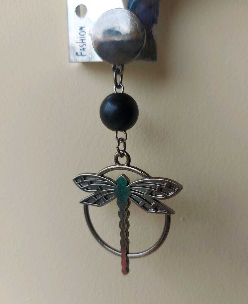 Elegant Dragonfly Brooch Pin