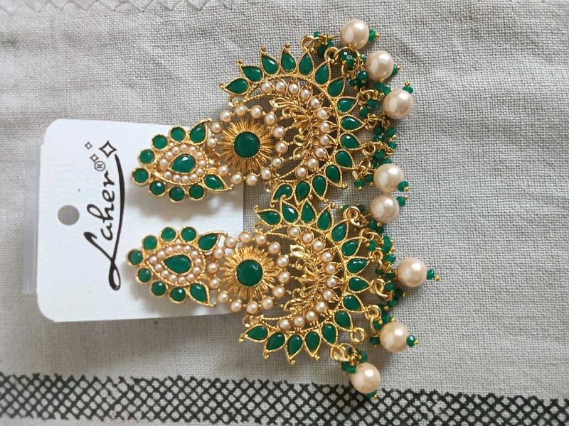 Emerald &amp; Pearl Indian Earrings