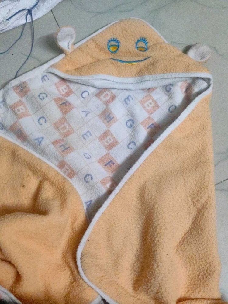 2Cute Hooded Baby Towel