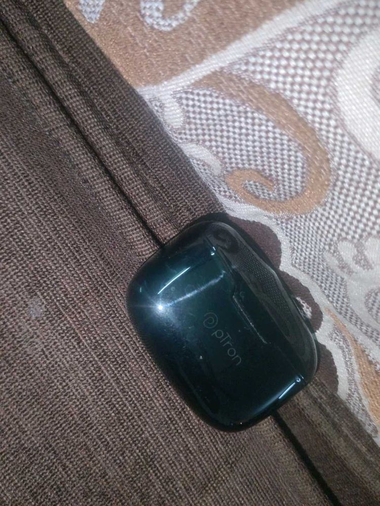 Ptron Earbuds 6months Old But Never Used