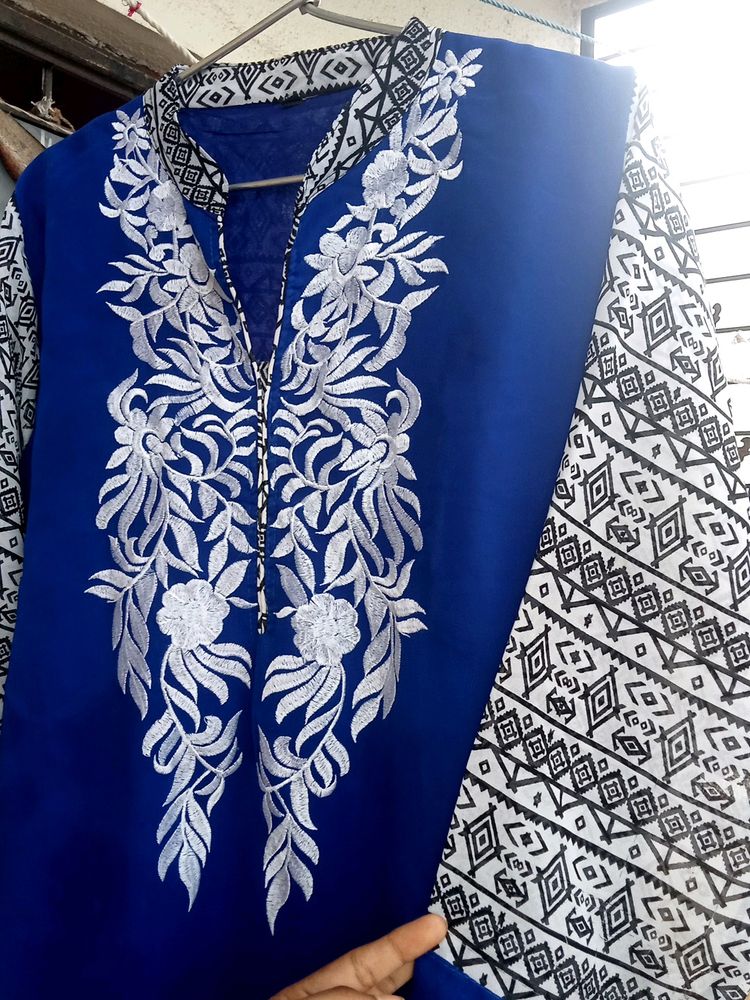 Coolest Blue &amp; White Kurtaa Only In 100😍🔥