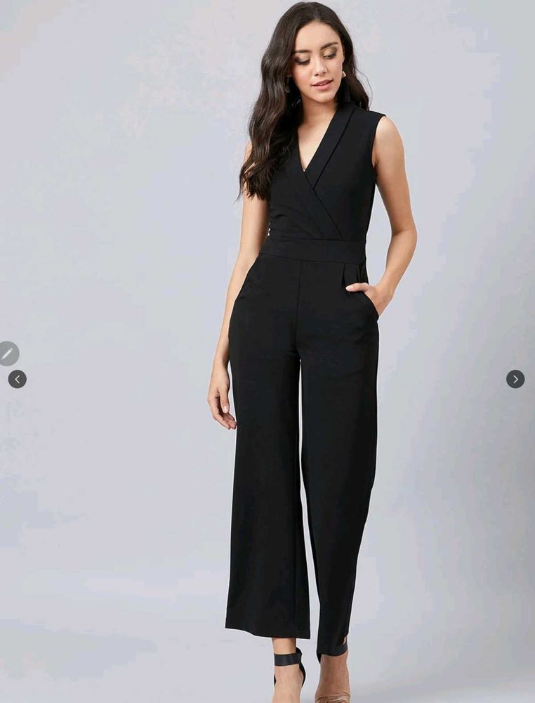 Sleeveless Black Jumpsuit