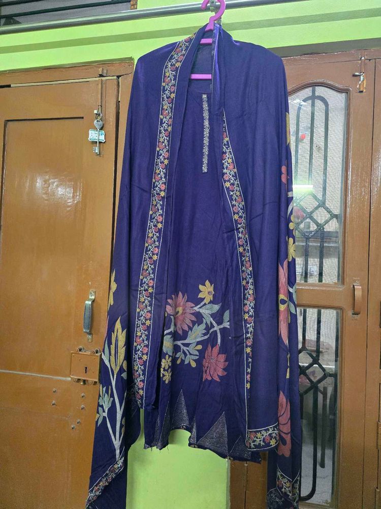 Elegant Purple Kurta Set with Shawl