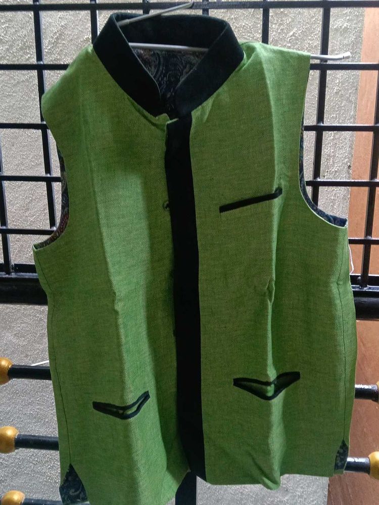 Green Linen Blend Vest