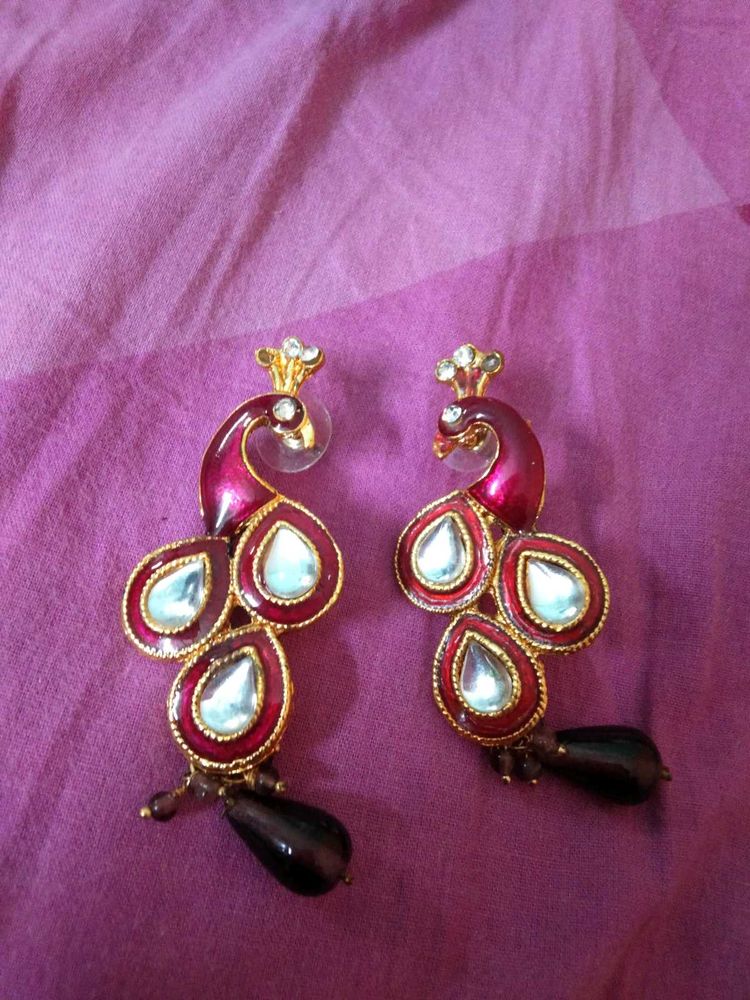 🎉Brand New 🎀🎁beautiful Studded Earrings