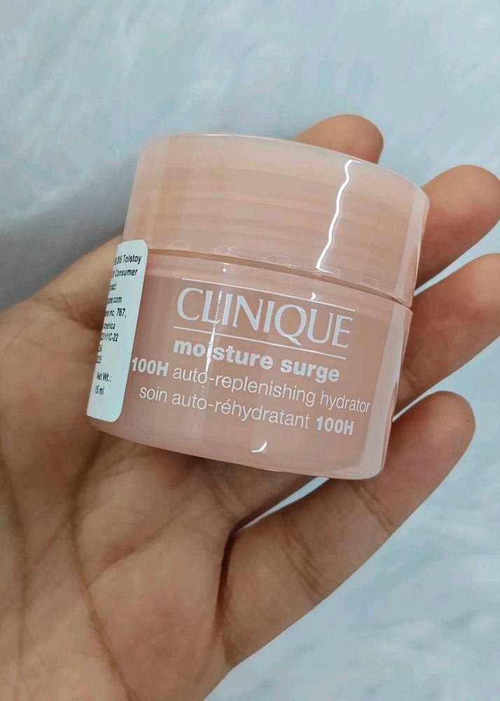 Clinique Moisture Surge 100H