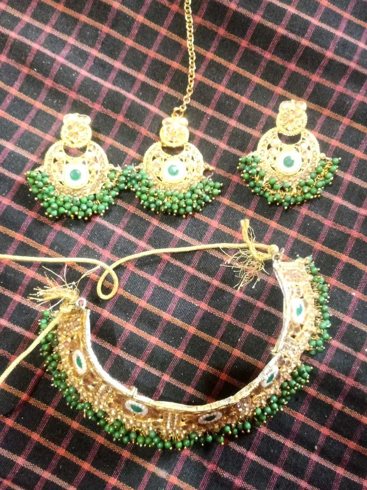 Green &amp; Gold Jewelry Set