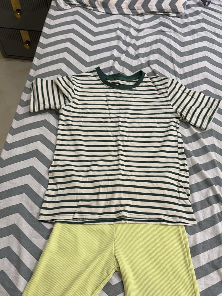 T Shirt And Pant Set