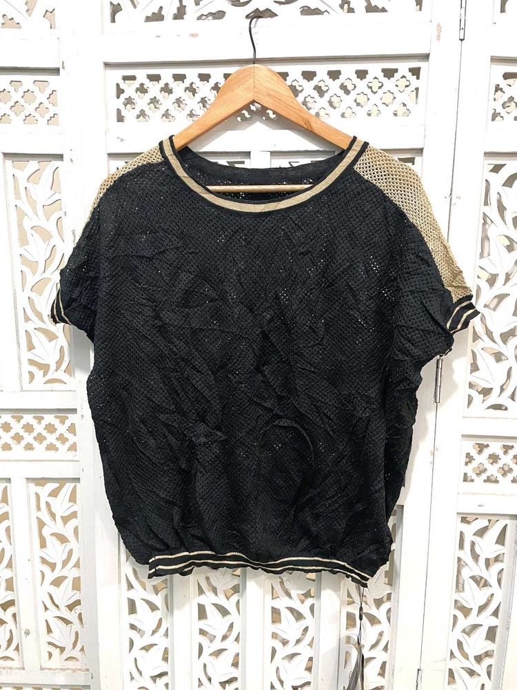 🏷️New With Tag Imported Black Mesh Top A