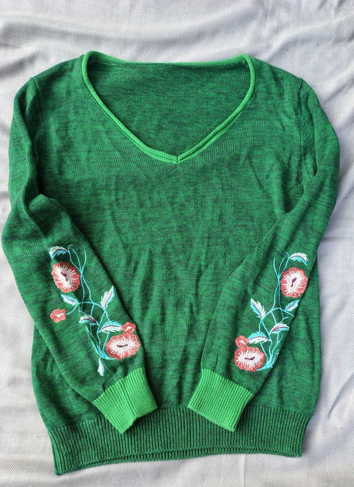 Green Embroidered Sleeve Sweater
