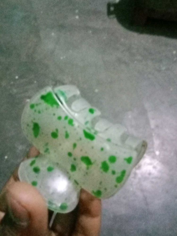 Cute Green Spotted Hair Claw Clip