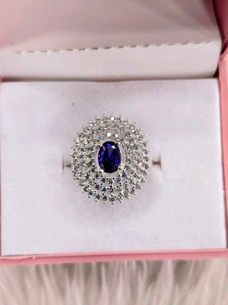 Pure Silver Ladies Ring