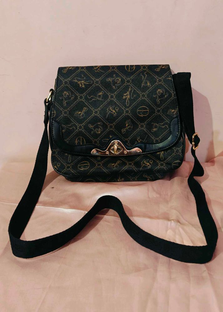 Vintage Patterned Shoulder Bag