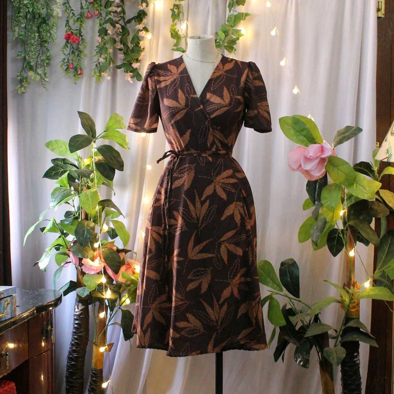 Leaf Print Wrap Dress