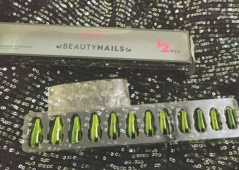 Stick On Reusable Nails