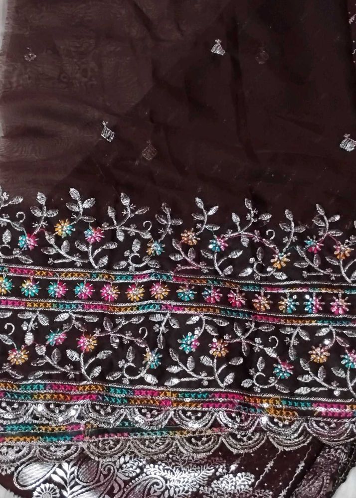 Price Drop❤️❤️ Complete New SAREE With Party Blous