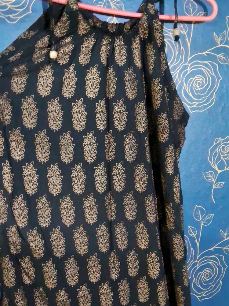 Women&#39;s halter Kurti