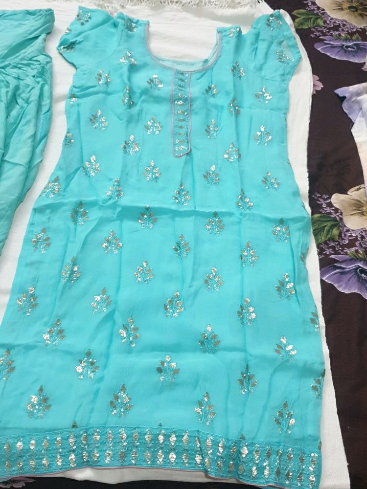 Salwar Suit